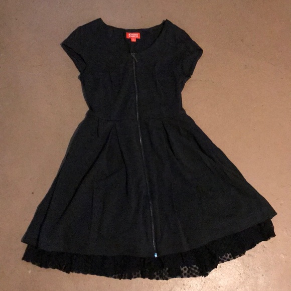Kirna Zabete gray fit/flare front zip skater dress - Picture 2 of 7